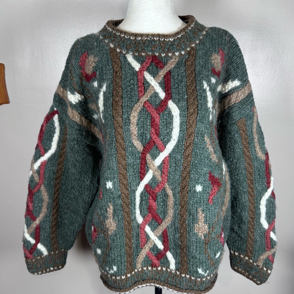 Icelandic Design 1990s Chunky 100% Wool Sz L Hand Knit Vintage Hygge Sweater